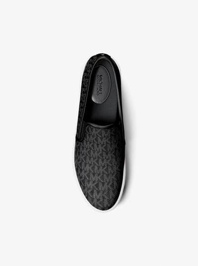 Teddi Signature Logo Slip-On Sneaker 132