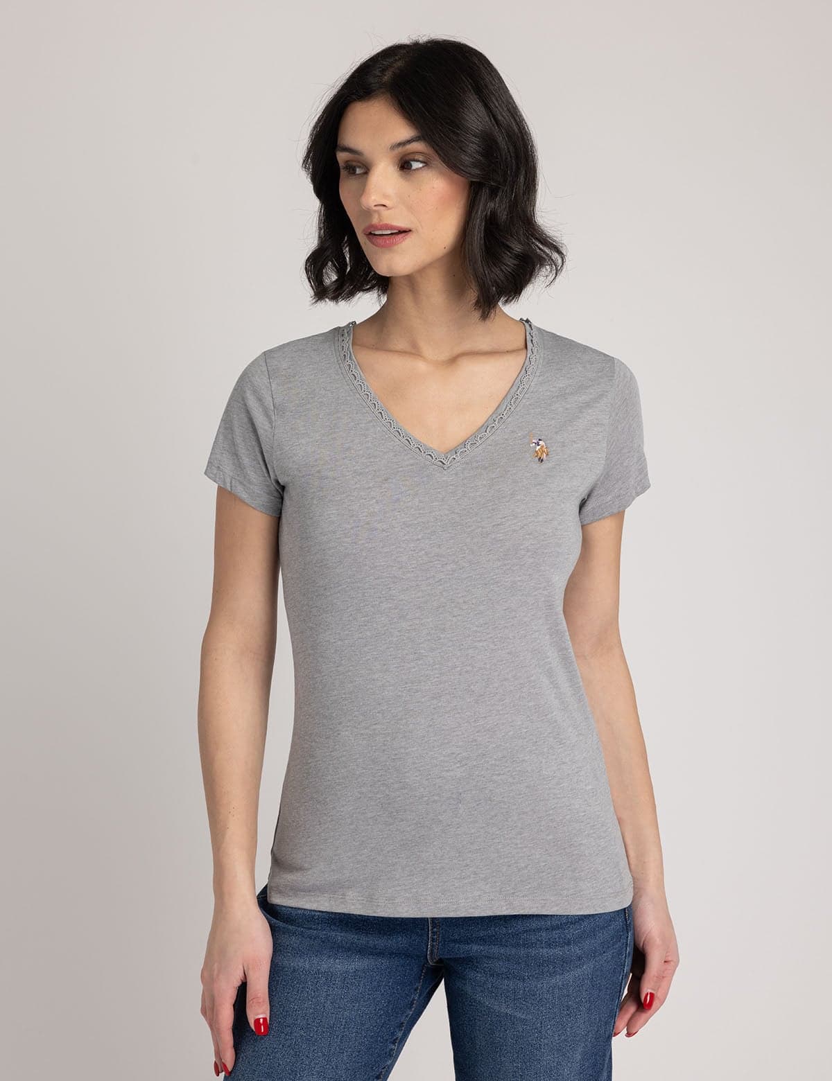 SCALLOP TRIM V-NECK T-SHIRT