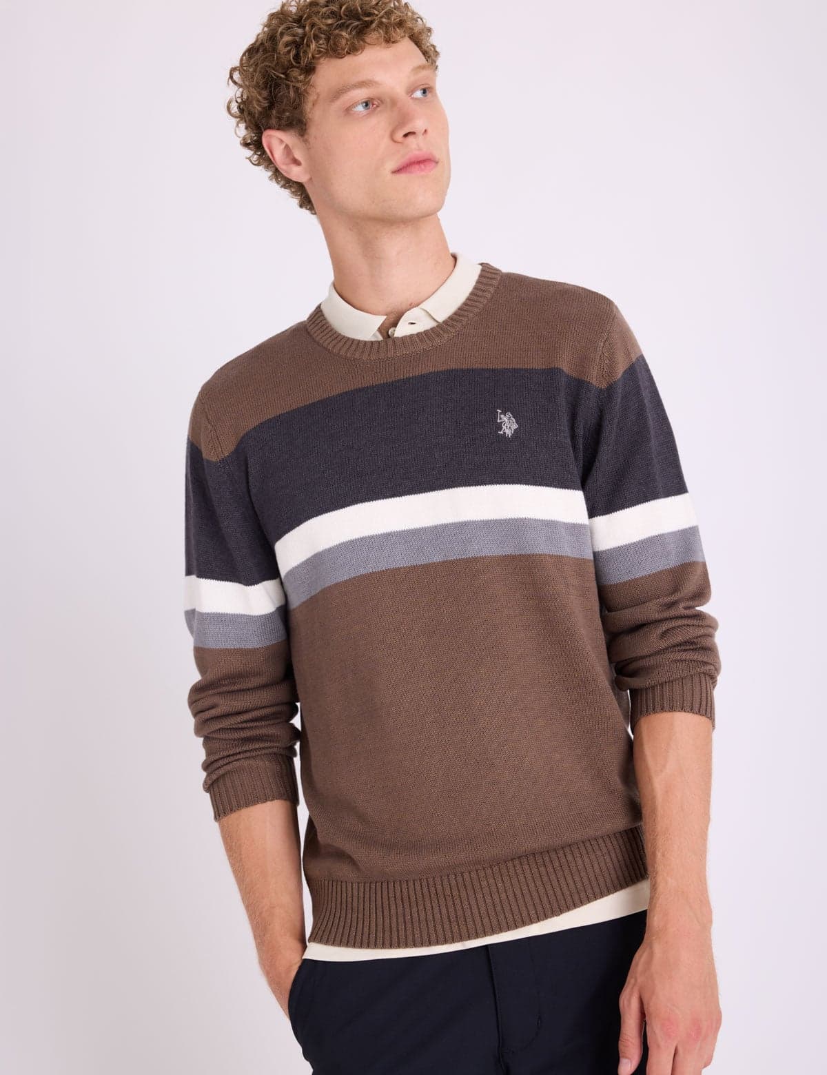 ENGINEERED CHEST STRIPE CREW NECK SWEATER