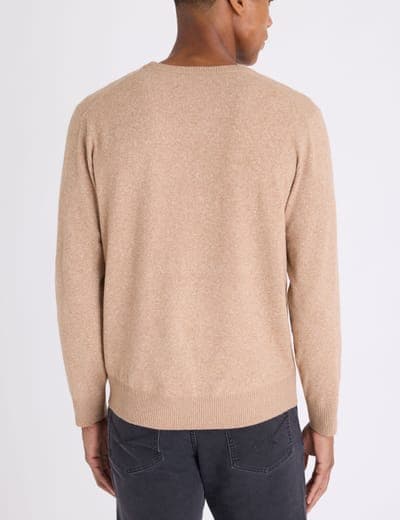SOFT V-NECK SWEATER 12