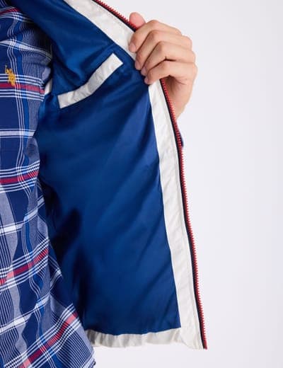 COLORBLOCK VEST WITH MALLET PATCH 5