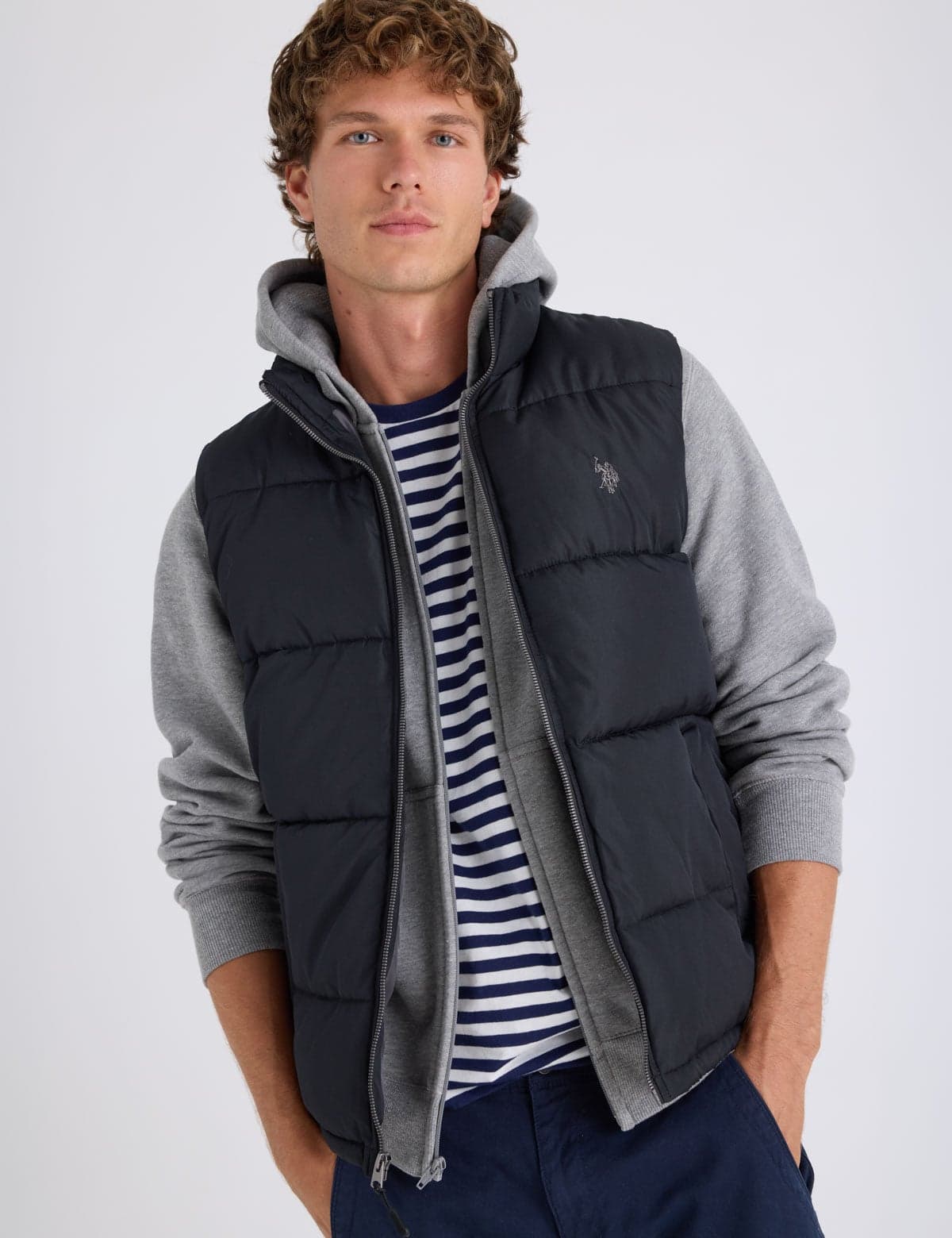SIGNATURE VEST