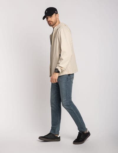 HOODED WINDBREAKER 8