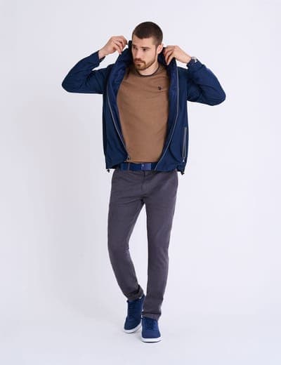 HOODED WINDBREAKER 14