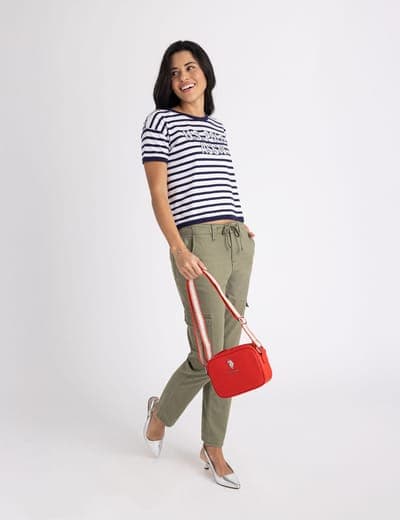 CLASSIC ZIP CROSSBODY BAG 34