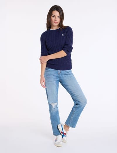 CABLE CREW NECK SWEATER 17