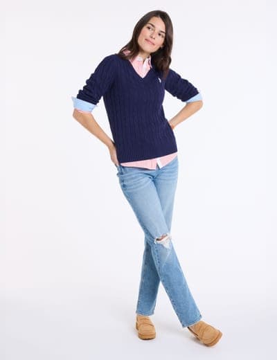 CABLE V-NECK SWEATER 3