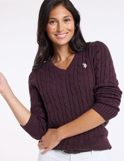 CABLE V-NECK SWEATER 32