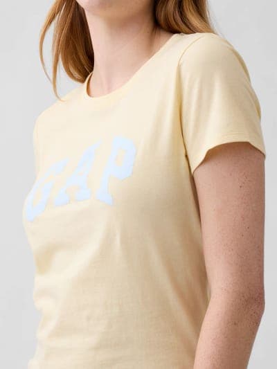 Gap Logo T-Shirt 8