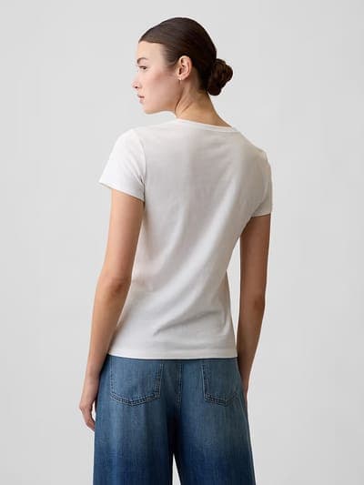 Gap Logo T-Shirt 6