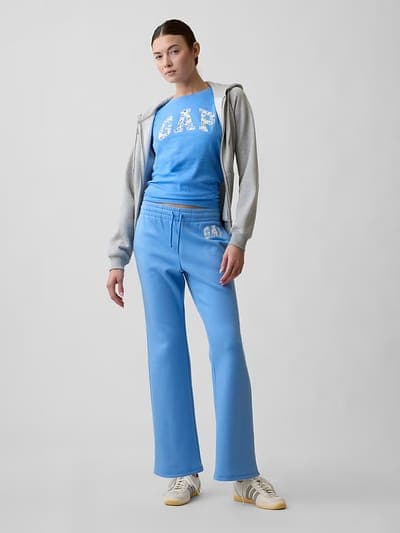Gap Logo T-Shirt 3