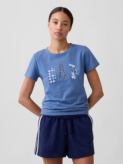 Gap Logo T-Shirt 1