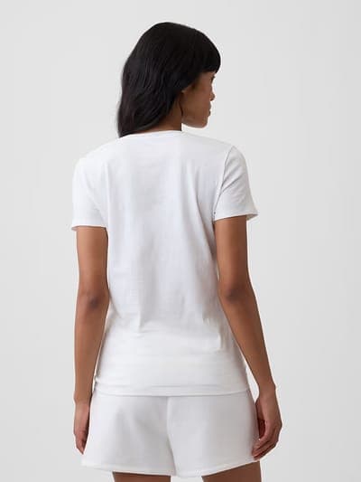 Gap Logo T-Shirt 6