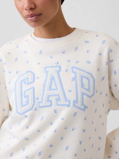 Gap Logo Sweatshirt 4