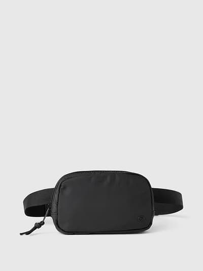 GapFit 100% Recycled Belt Bag 1