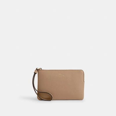 Coach Outlet Corner Zip Wristlet 1