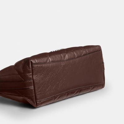 Coach Outlet Caitlin Shoulder Bag With Quilting 18