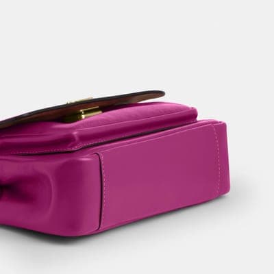 Coach Outlet Elodie Crossbody Bag 18 3