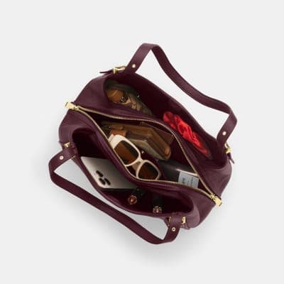 Coach Outlet Erin Shoulder Bag 27