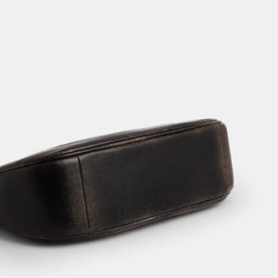 Coach Outlet Teri Shoulder Bag In Loved Leather 2
