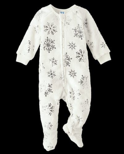 Baby And Toddler Girls Long Sleeve Foil Snowflake Print Fleece Footed One Piece Pajamas 1