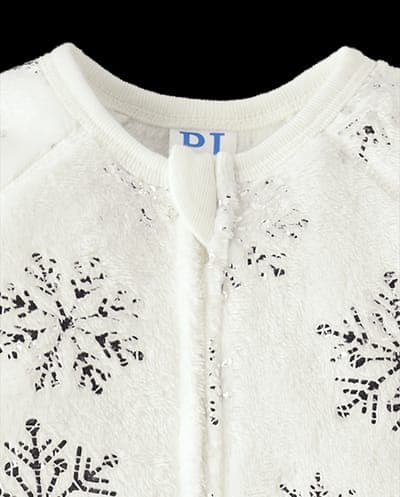 Baby And Toddler Girls Long Sleeve Foil Snowflake Print Fleece Footed One Piece Pajamas 2