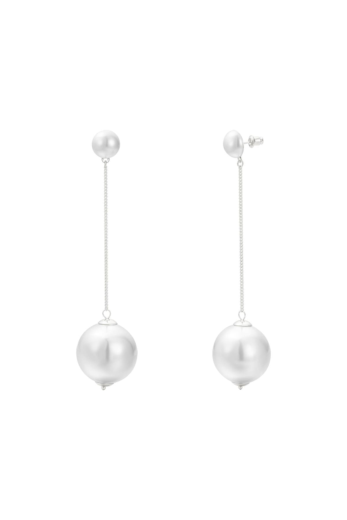 Untamed Petals Ines Pearl Drop