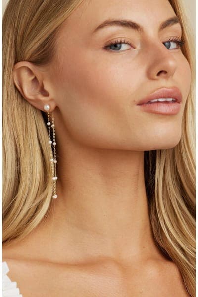 Untamed Petals Lara Pearl Drop Earrings 8