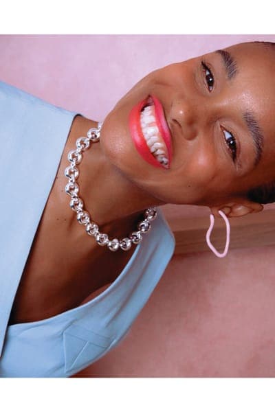 Emma Pills Obsession Hoops 22
