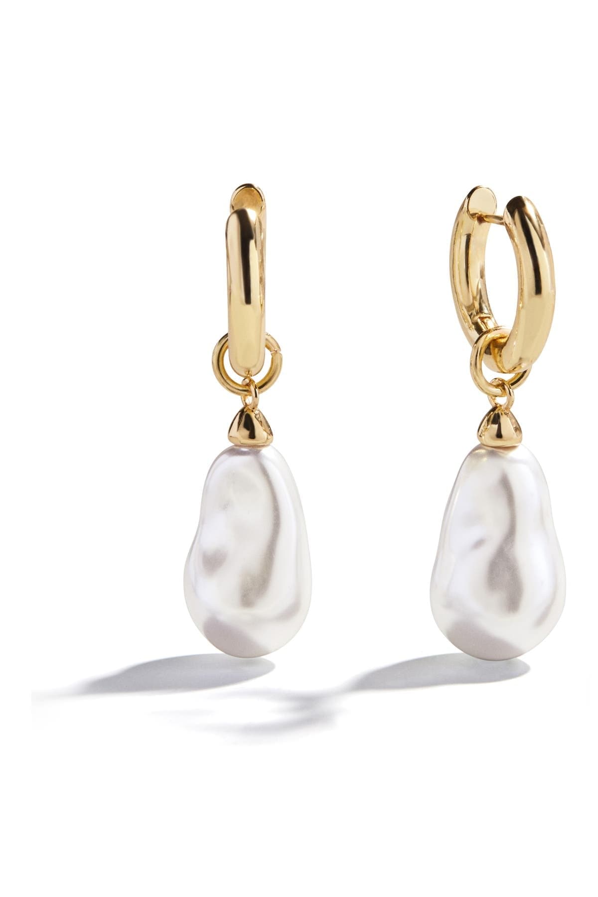 BaubleBar Teagan Faux Pearl Huggie Earrings