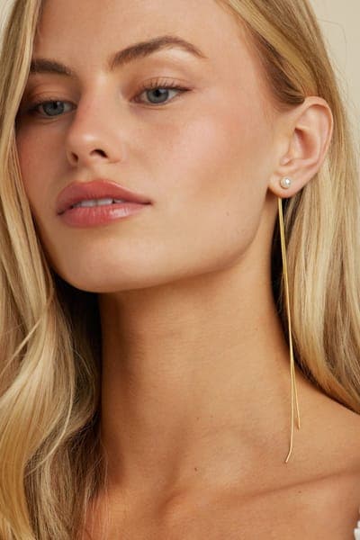 Untamed Petals Viola Modern Pearl Drop 4
