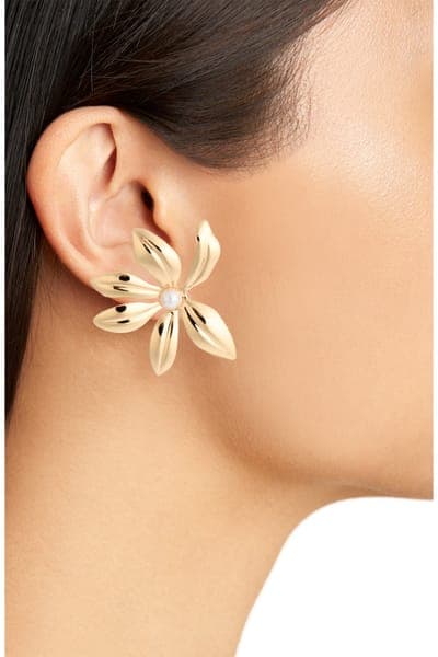 NORDSTROM RACK Imitation Pearl Floral Stud Earrings 2