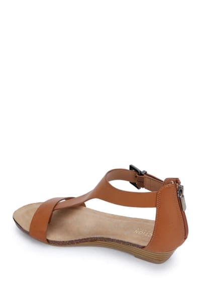 Reaction Kenneth Cole Great Gal T-Strap Sandal — Toffee 2