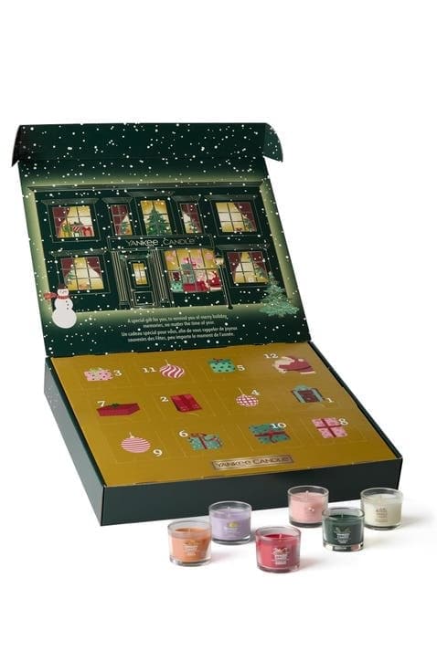 YANKEE CANDLE YANKEE CANDLE  Signature Votive Mini Candle Jars - 12 Days of Christmas Candle Advent Calendar 2026