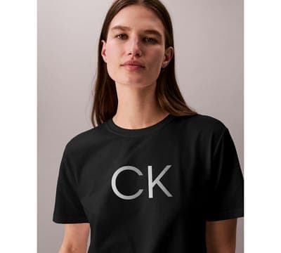 Women's Classic Fit Crewneck Short-Sleeve T-Shirt 3