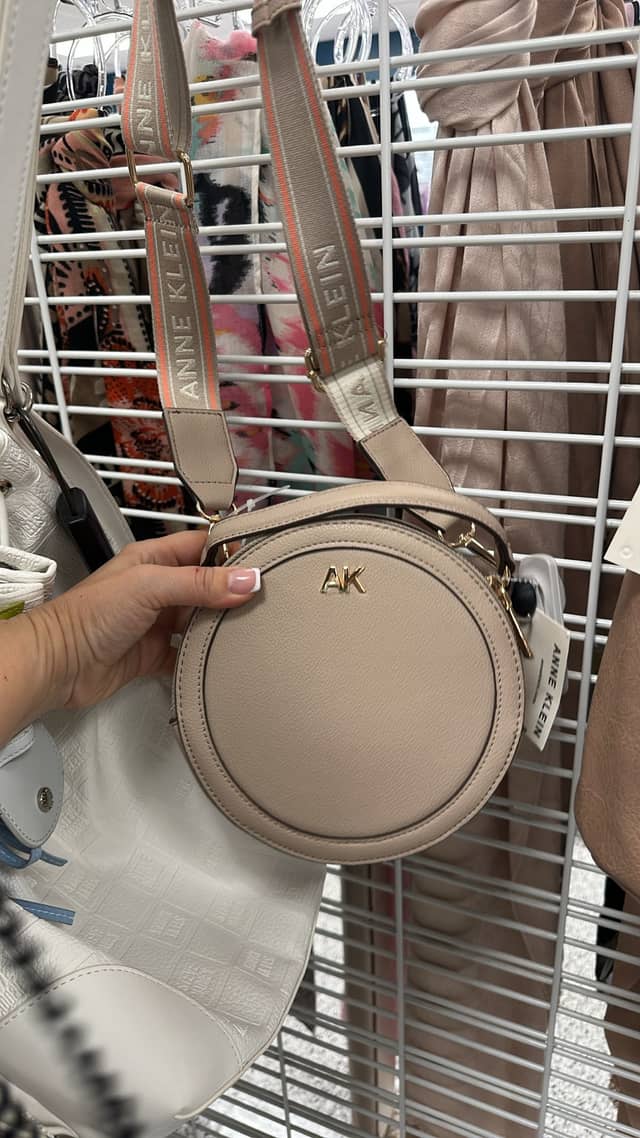Круглая сумка ANNE KLEIN · Ross Dress for Less