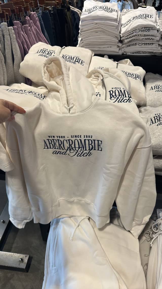Худи Abercrombie & Fitch