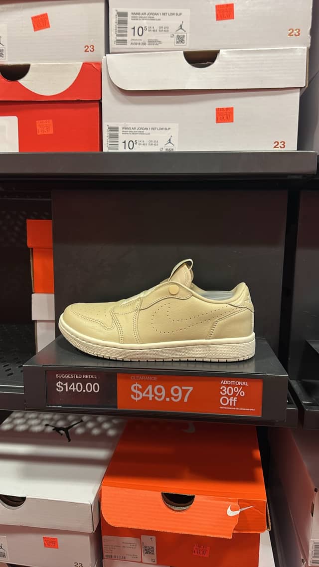 Слипоны Nike Air Jordan · Nike Factory Store