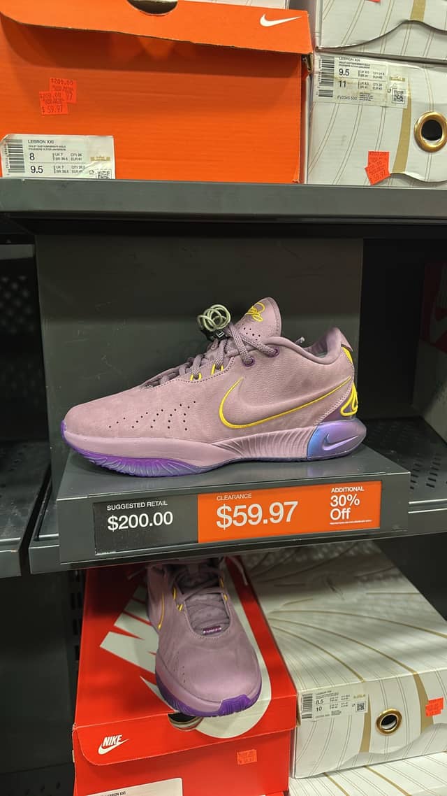 Nike · Кроссовки Nike Lebron XXI