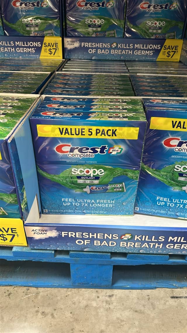 Зубная паста Crest Plus Scope в упаковке для экономии · Sam's Club
