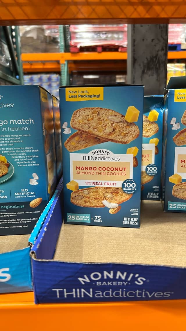 Тонкие печенья с манго и кокосом · Costco