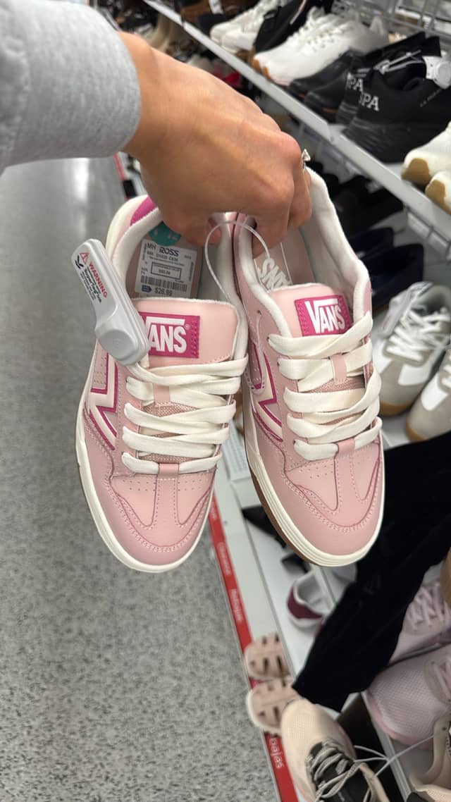Розовые кроссовки Vans · Ross Dress for Less