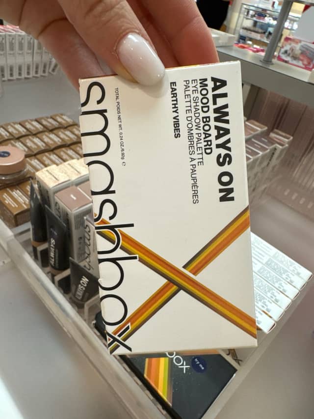 Тени для век Smashbox Always On Moodboard · The Cosmetics Company Store