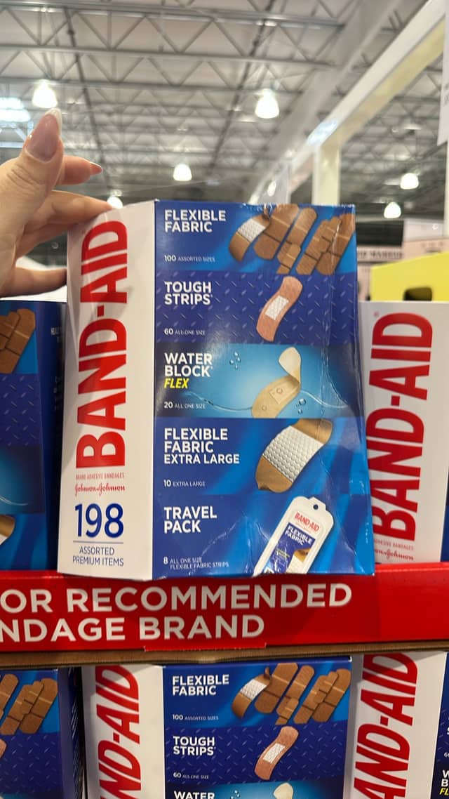 Пластырь Band-Aid из гибкой ткани · Costco