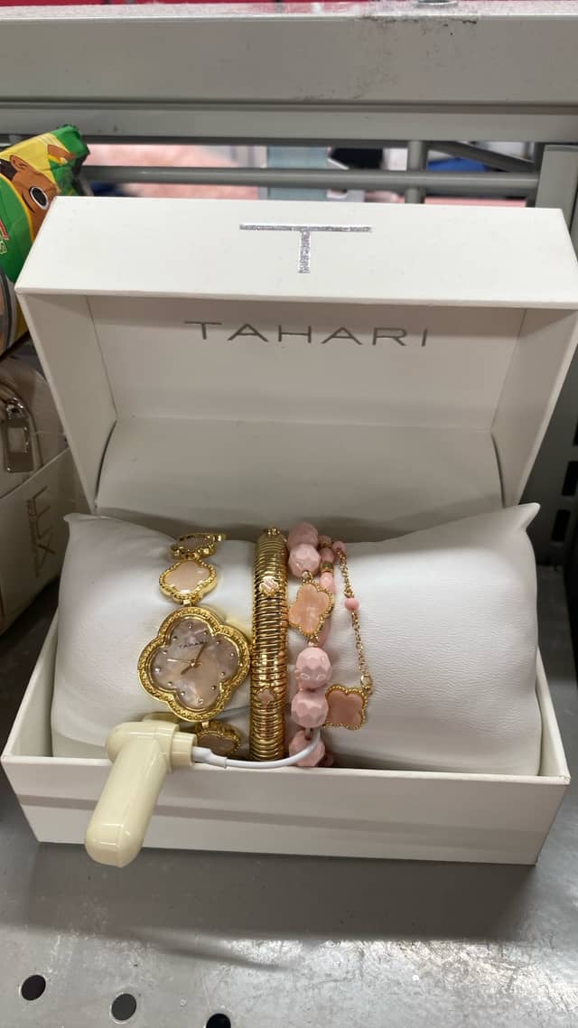 Комплект украшений Tahari · Burlington