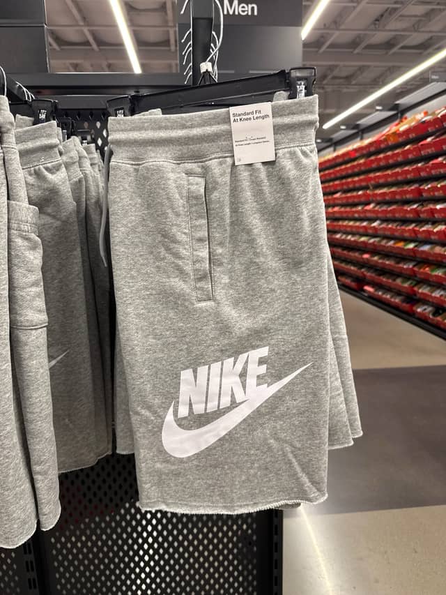 · Nike Factory Store