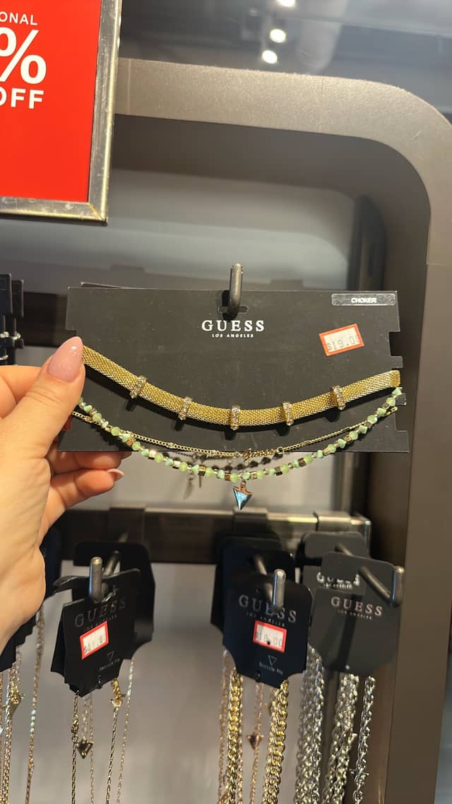 Guess Choker Necklace Set