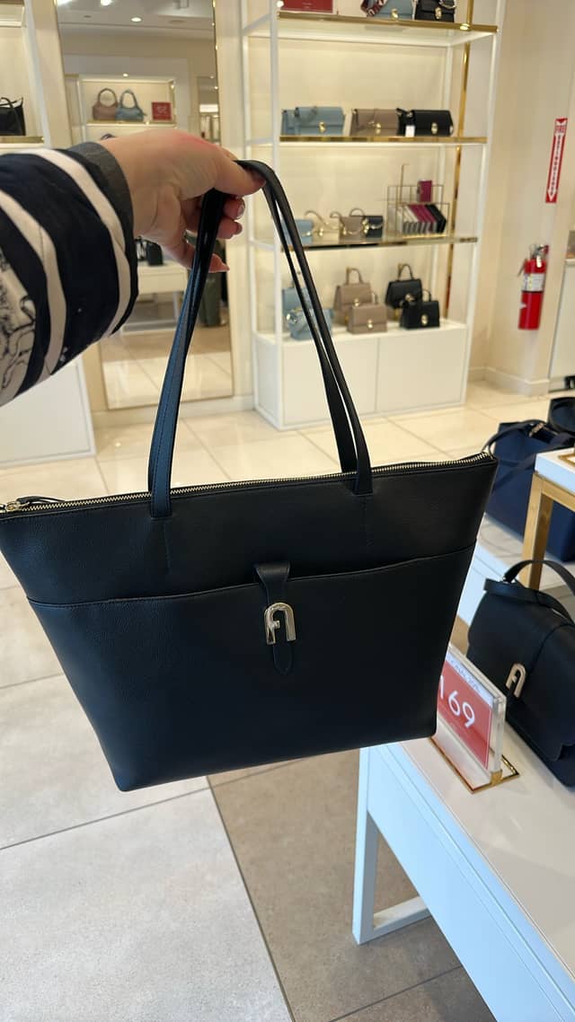 Stylish Black Tote Bag · Furla Outlet