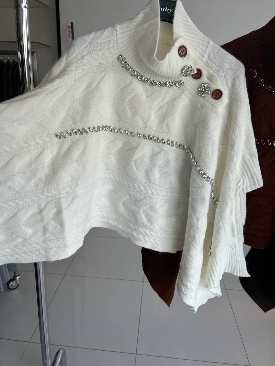 Poncho de Tejido Elegante
