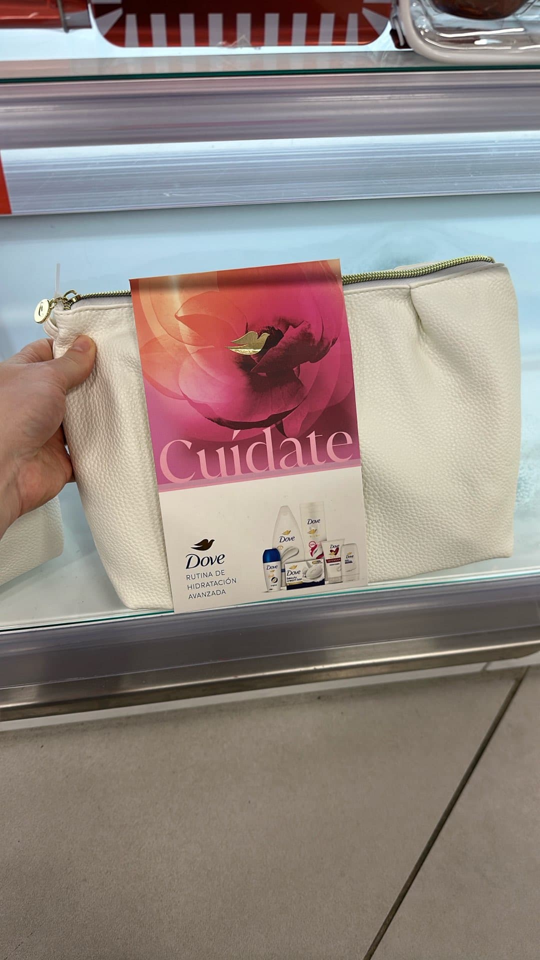 Dove Care Pouch